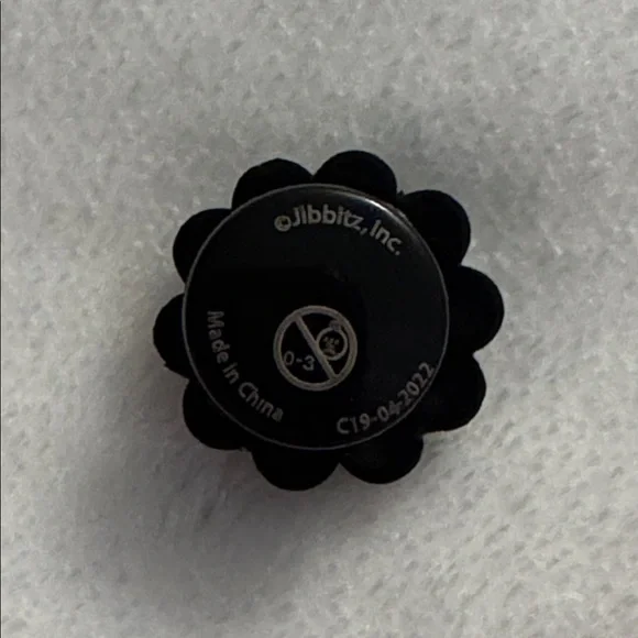 Daisy Flower Jibbitz - Picture 3 of 3